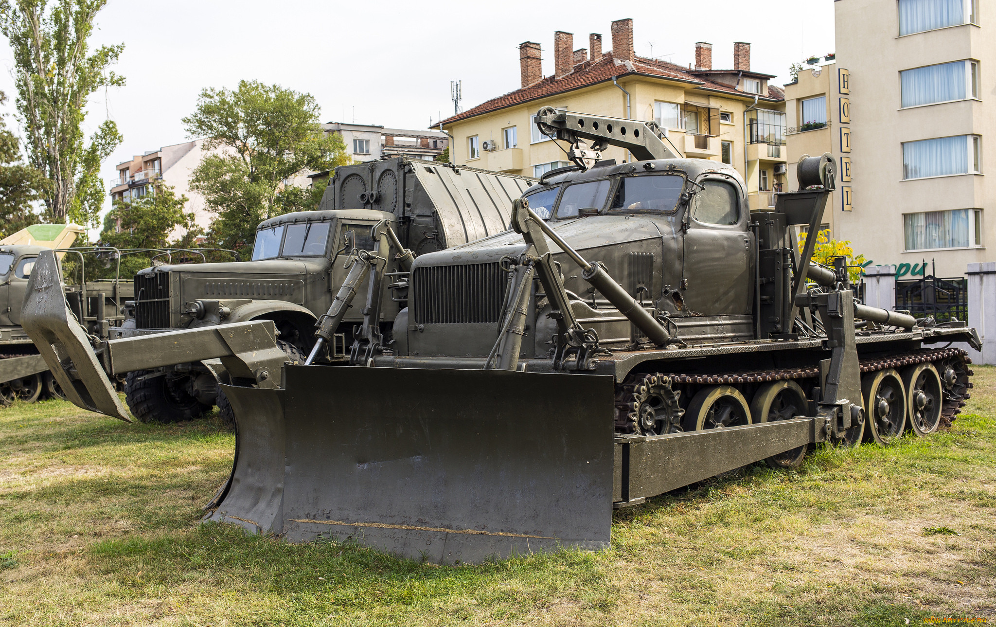 bat-1 bulldozer with crane, ,  , , 